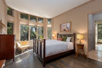 1940 Redwood Hill Court Image #32