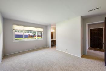 116 La Mancha Drive Image #9