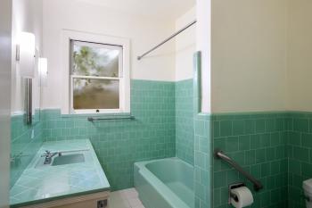 742 Austin Avenue Image #12