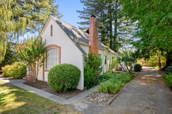 742 Austin Avenue Image #15