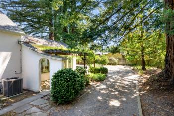742 Austin Avenue Image #16