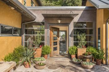 18595 Lomita Avenue Sonoma Front door entry