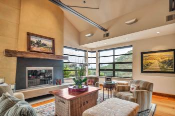 18595 Lomita Avenue Sonoma Livingroom fireplace